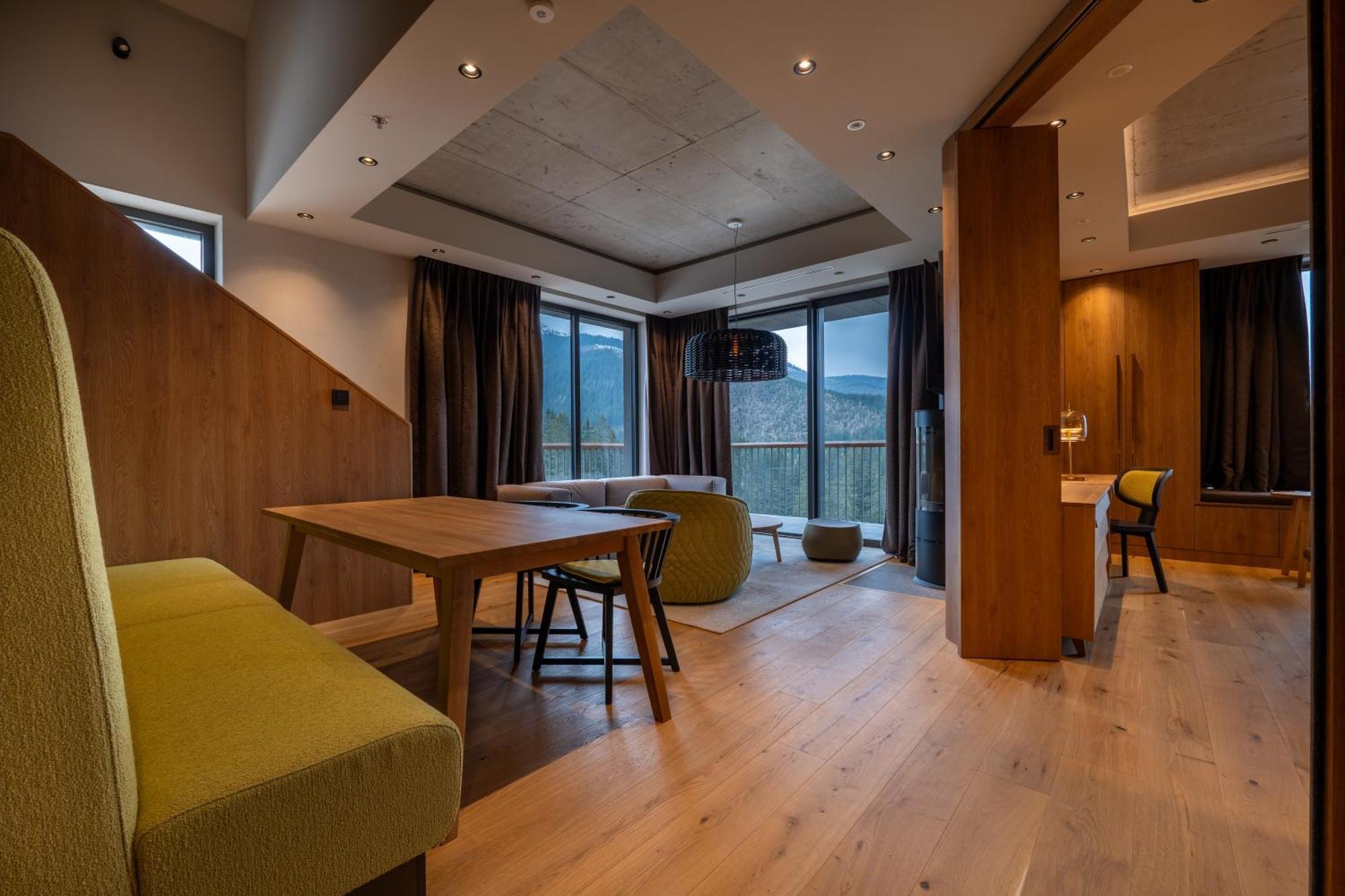 Swissotel Damian Jasna Hotel 5*