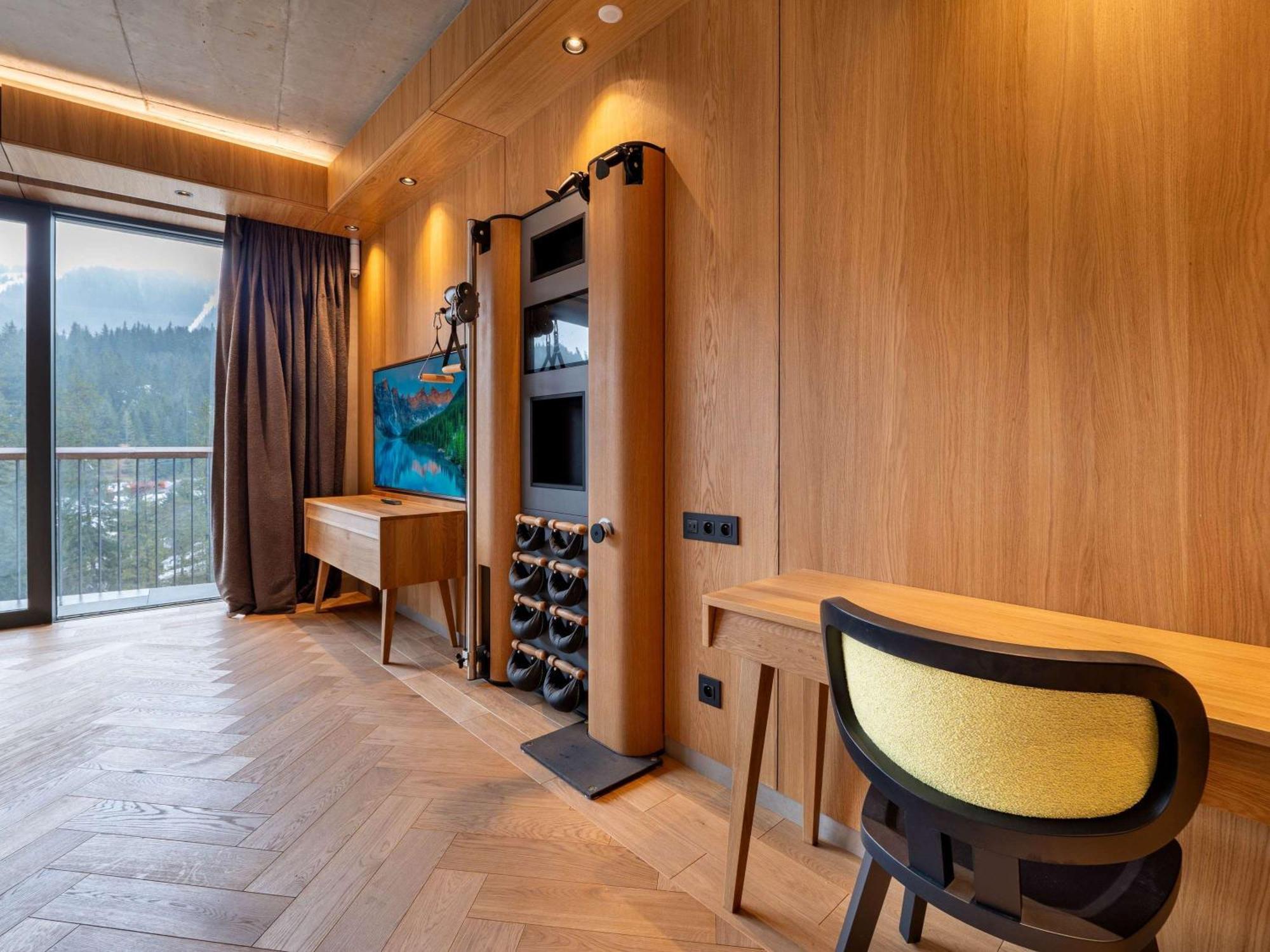 Swissotel Damian Jasna 5*