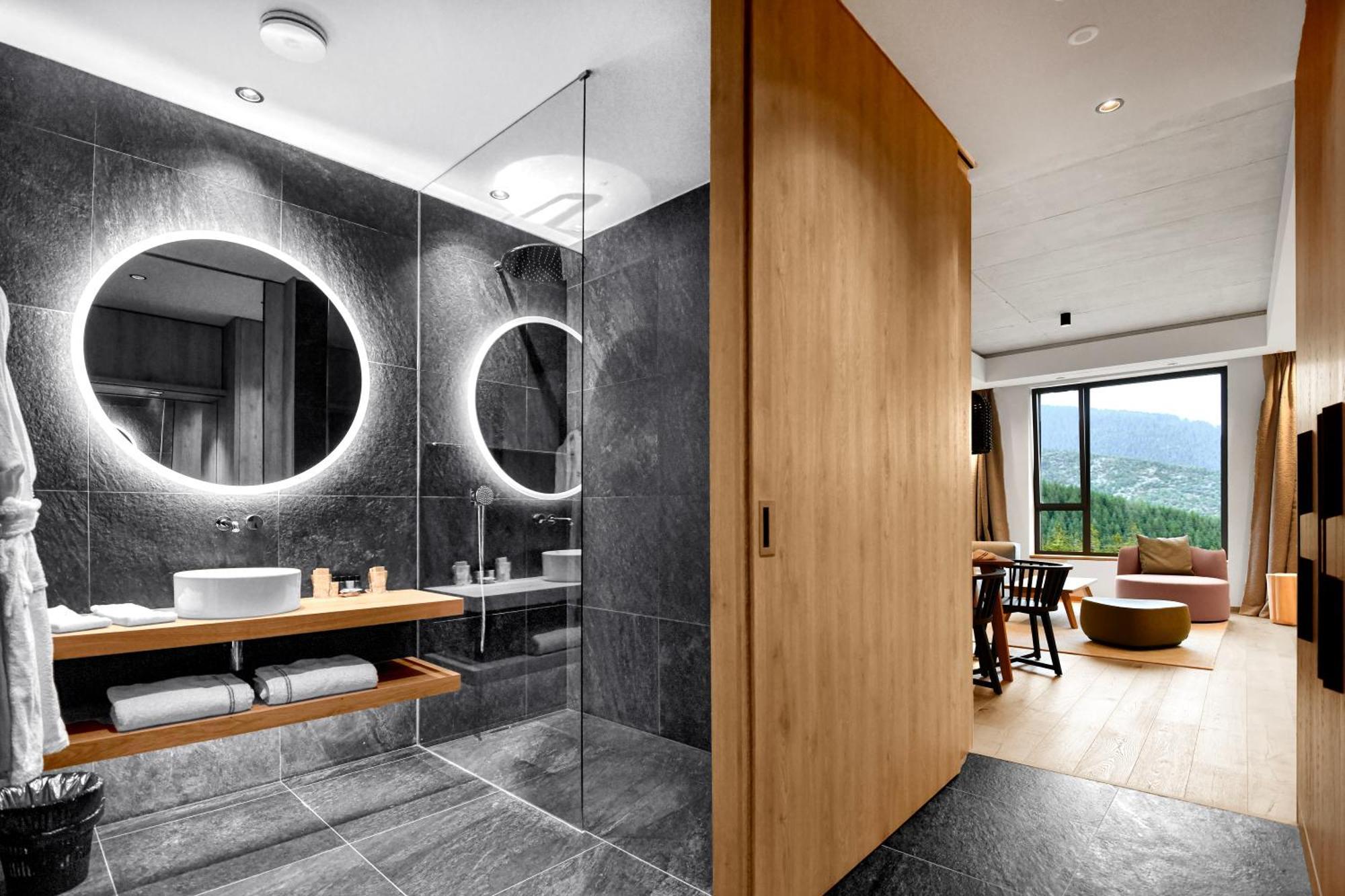 Swissotel Damian Jasna